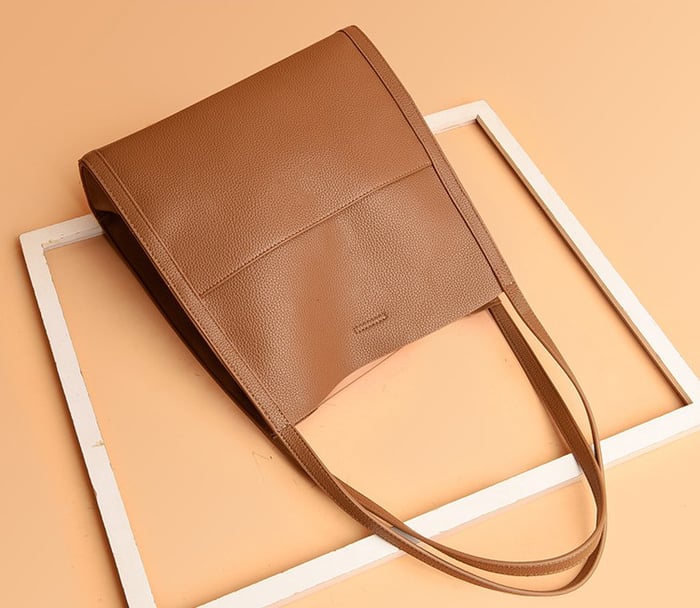 Diede | Handcrafted leather shoulder bag