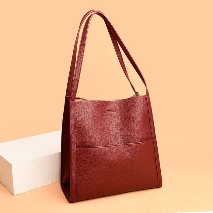 Diede | Handcrafted leather shoulder bag