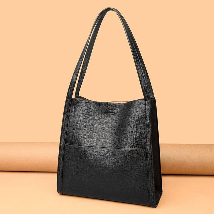 Diede | Handcrafted leather shoulder bag