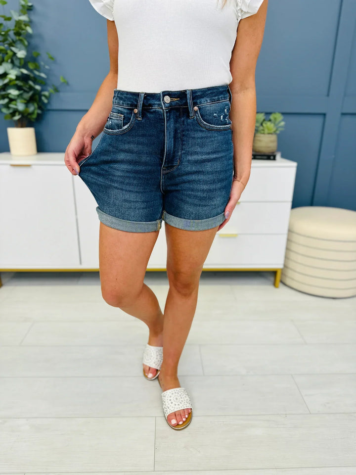 Avery | Casual Denim Shorts