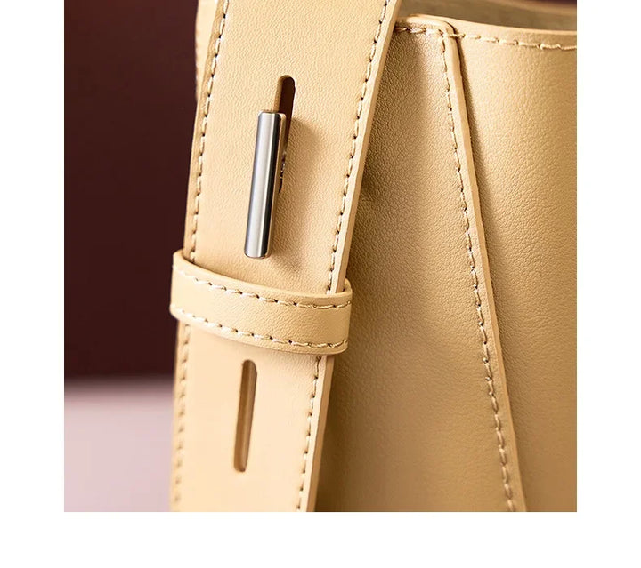 Tine | Elegant leather shoulder bag