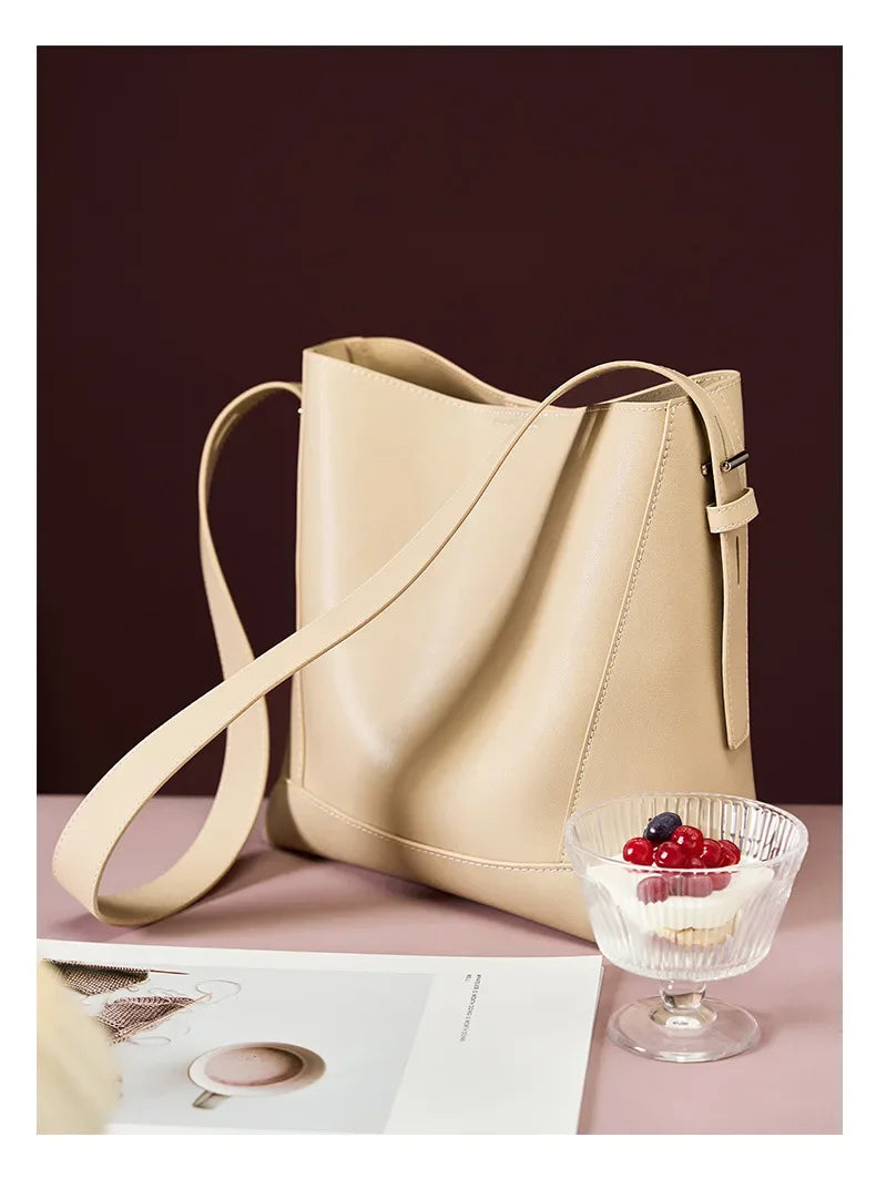 Tine | Elegant leather shoulder bag