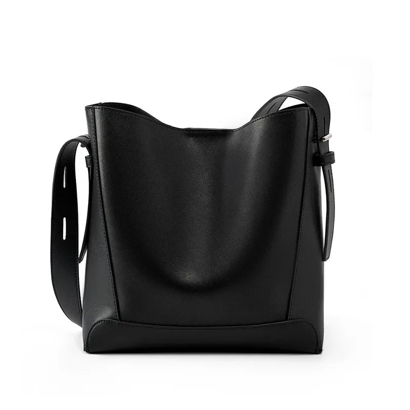 Tine | Elegant leather shoulder bag