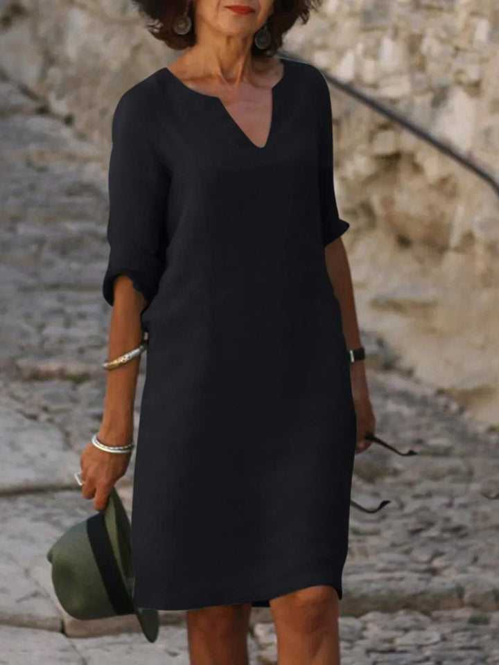 Josette | Elegant dress with V-neckline